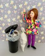 Miniature Garge Can and White Garbage Bag