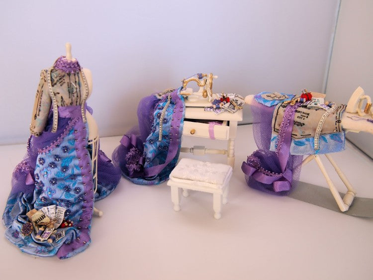 Miniature Accessories & Dolls