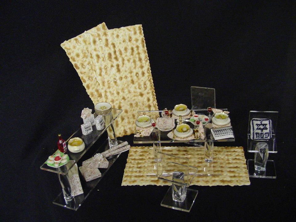 Miniature Judaica Sets