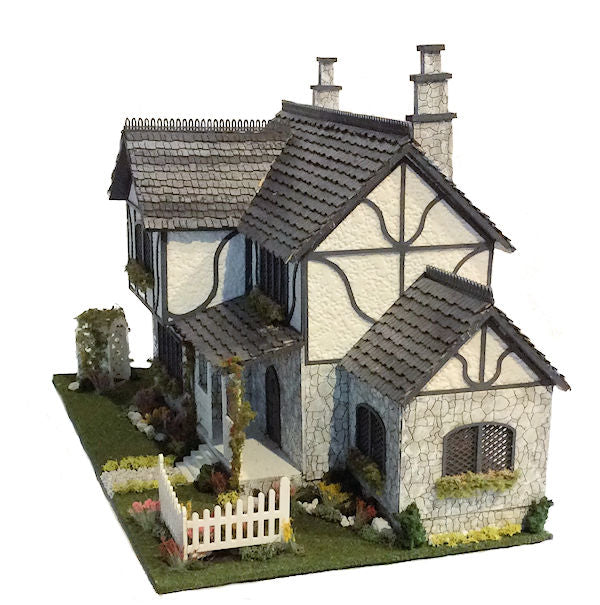 Harper Grace Tudor House Kit Quarter Scale