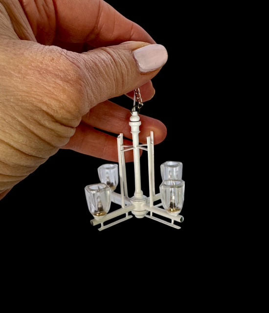 Hudson Chandelier in White C43  W