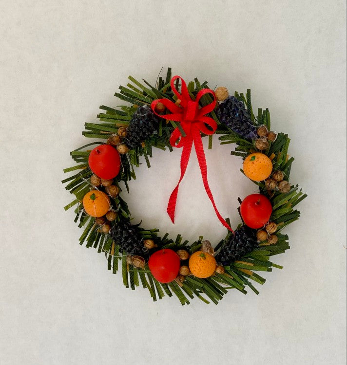 Holiday Wreath with Fruit Design