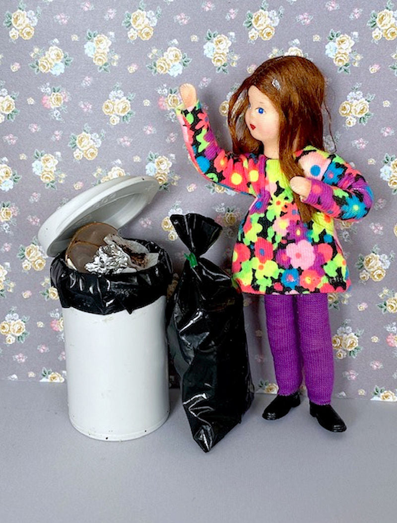 Miniature Garge Can and Black Garbage Bag
