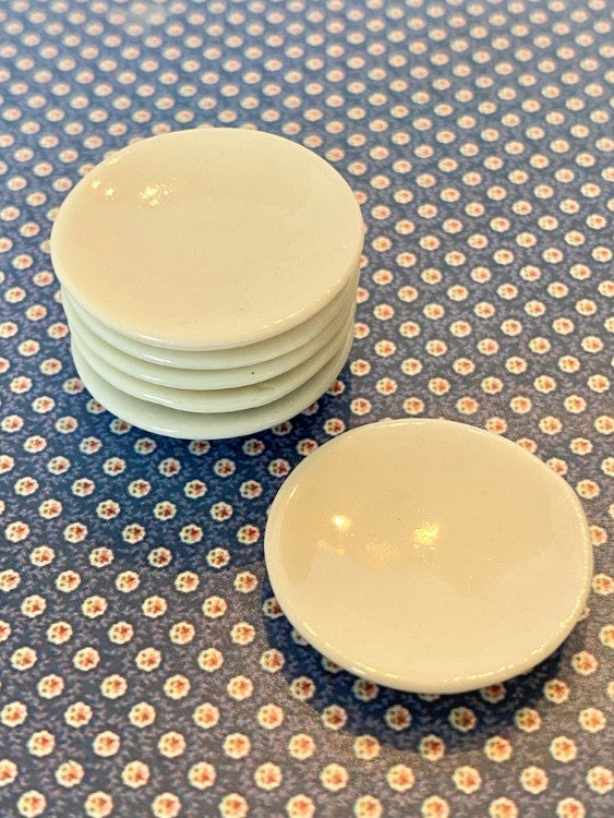 Vilia Miniature White Plates