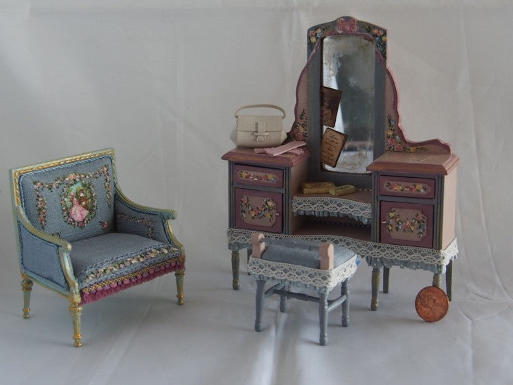 Hand Painted Vanity Set made in Spain by Aurearte