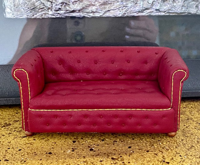Contemporary Chesterfield lounge mid 1800s Red