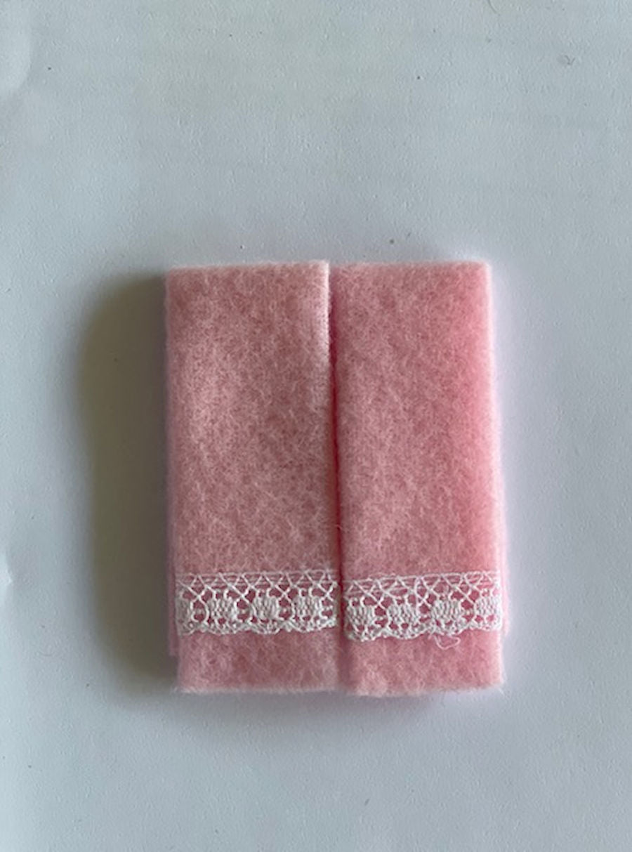 Set of 2 towels-Pink Lace