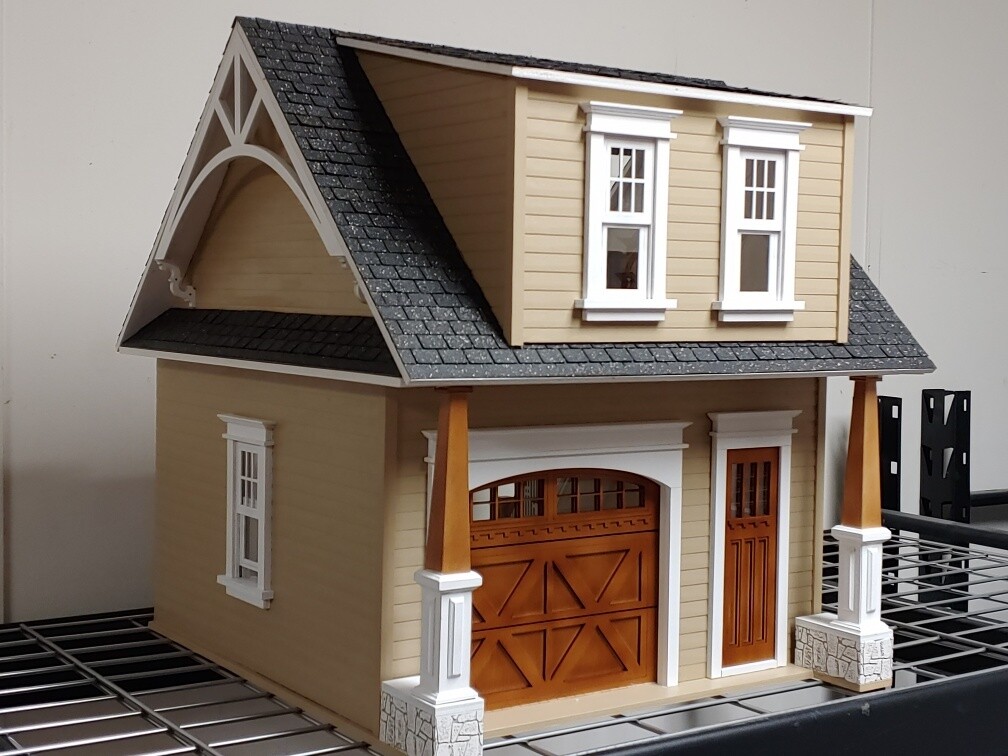 Craftsman one car garage/workshop 1:12 scale