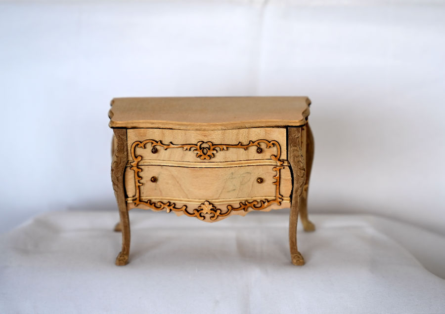 Small Bombay Chest - Click Image to Close